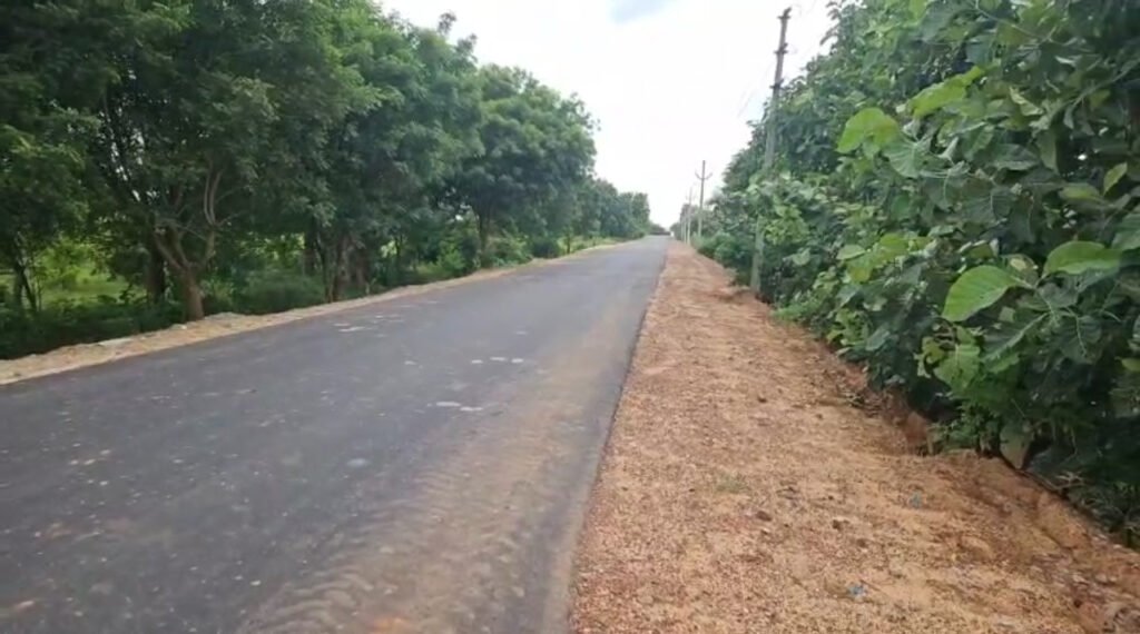 DAMBER ROAD BIT 1 ACRA 2 KMLANDS
