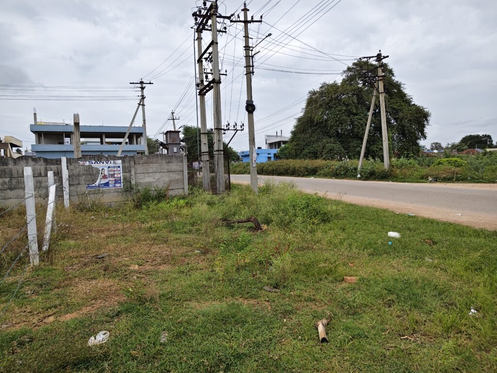 జోగిపేట్‌లో 480 గజాల East Facing Commercial Property